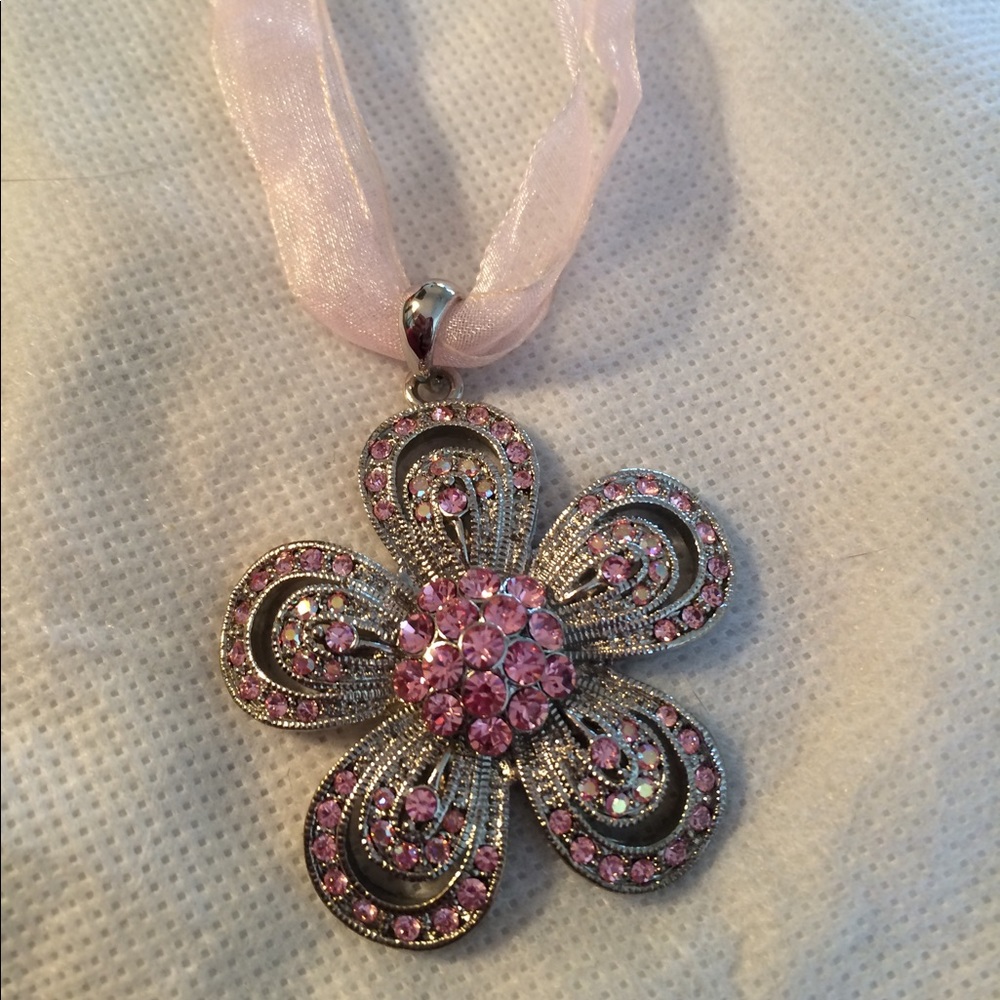 Pink Rhinestone Silver Flower Ribbon Necklace - Picture 3 of 5